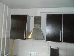 Установка вытяжки на кухне в Белгороде